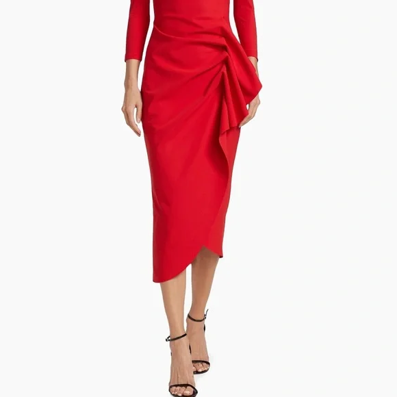 Elegant Red Evening Gown - Picture 7 of 8